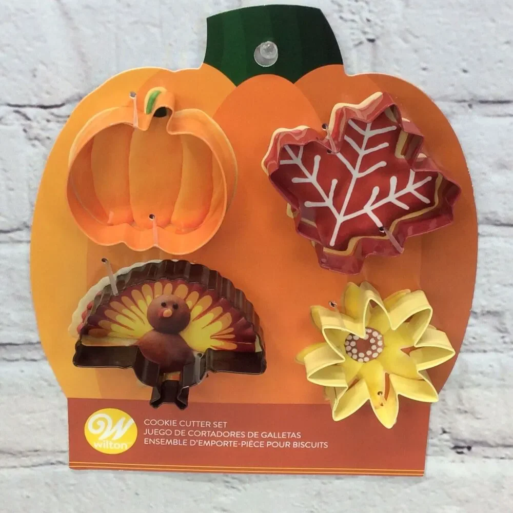 Wilton Autumn Holiday Pie Crust & Cookie Cutters Lot of 3 Assorted Fall Shapes